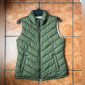 Gap Green Puffer Vest
